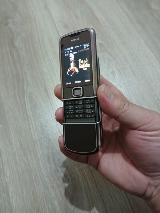 Продам Nokia 8800