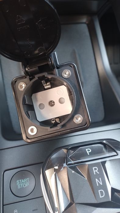Adaptor V2Lpentru mașini electrice