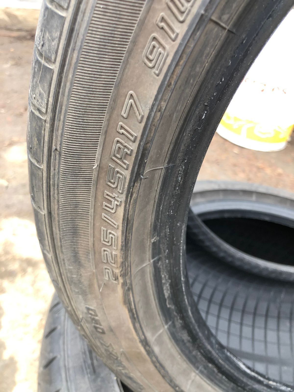 Продам комплект шин Dunlop на 17