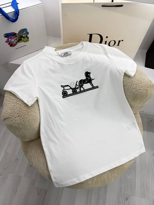 Тениски Ами и др.