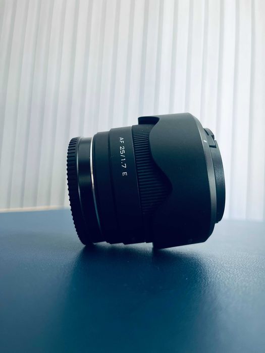 Обектив Viltrox - AF 25mm, f/1.7, Sony E-Mount