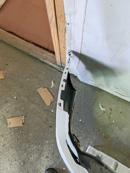 Bara Spate Dacia Logan 3