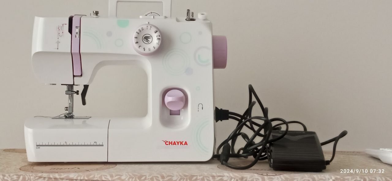 Электромеханическая швейная машина CHAYKA ЧАЙКА 590 .