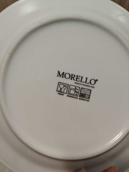 Сервиз порцеланови чинии