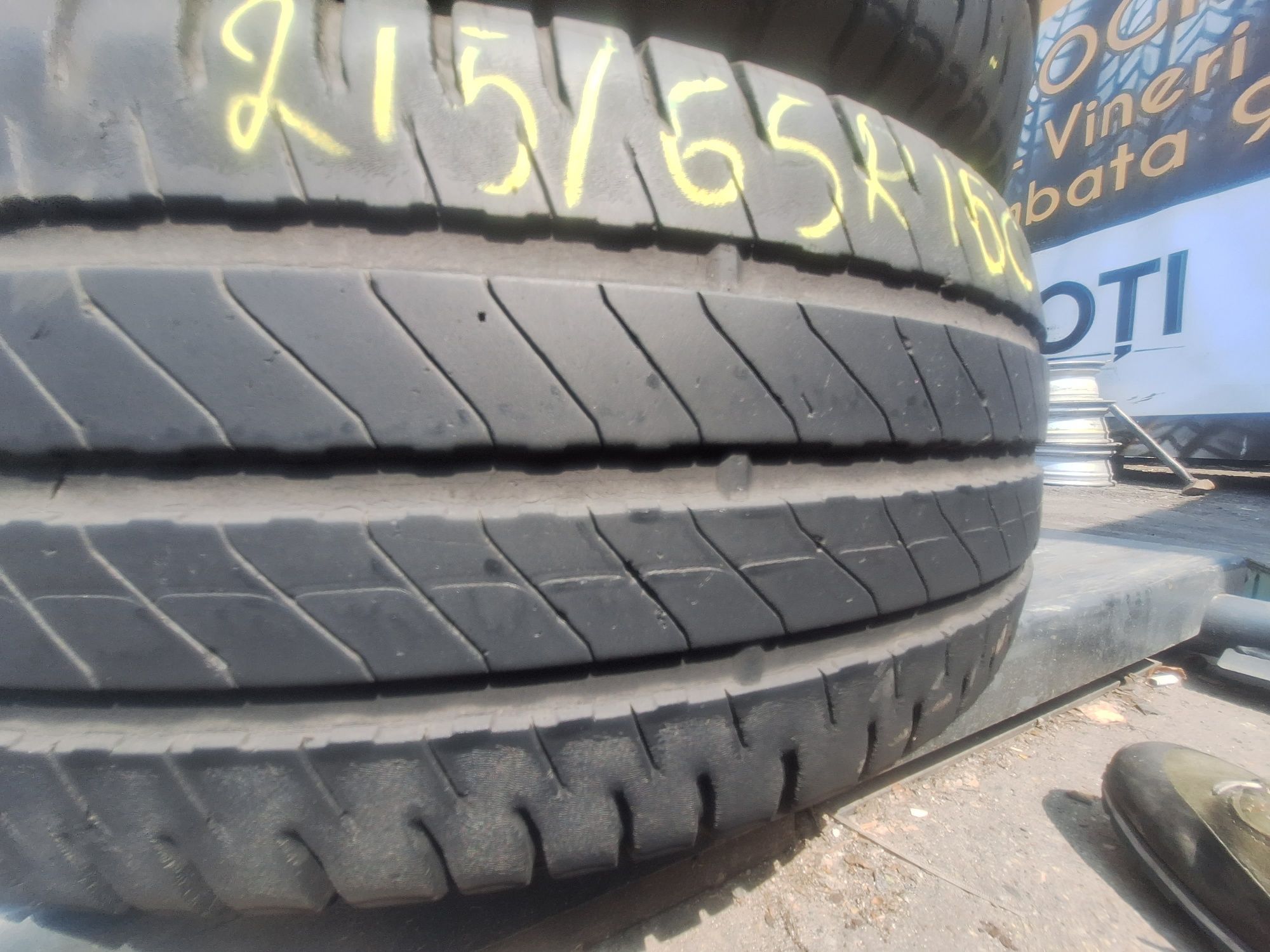 2 anvelope vara 215/65r16 C