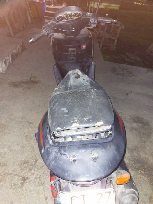 Vand scuter aprilia leonardo 151