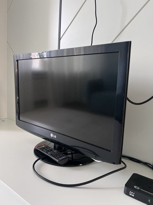 Цветной Телевизор LG 22LD320