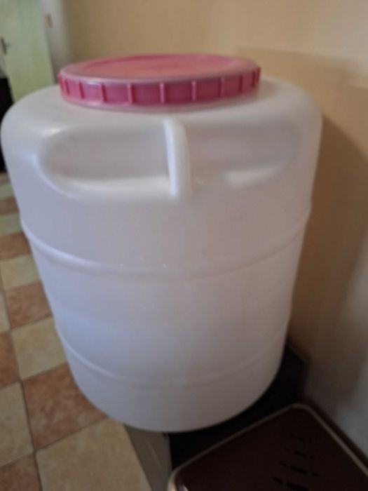 Продава бидон за зеле 120л