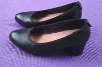 Дамски обувки - черни