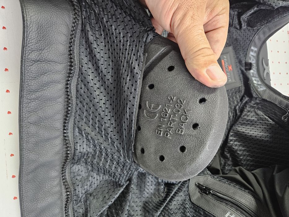 Costum moto din piele Haveba 54