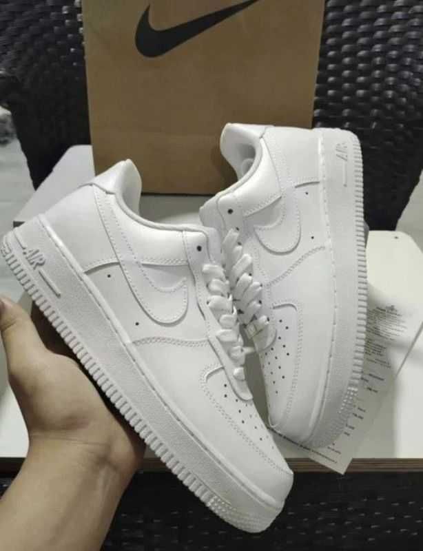 Nike Air Force 1 Low '07 Alb Mărimea 40