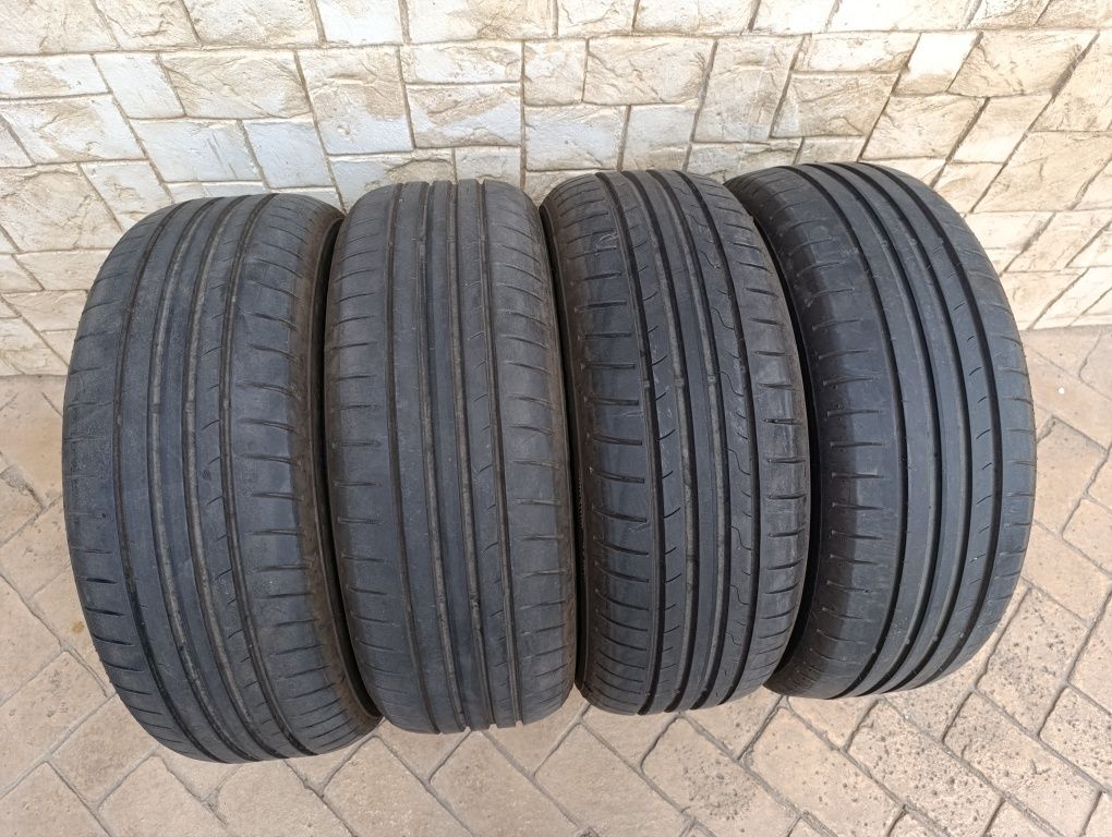Летни гуми Dunlop 205/60/16 dot 4323