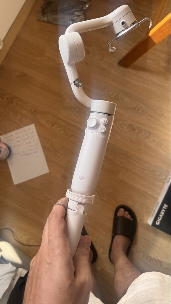Dji osmo mobile 5 - gimbal