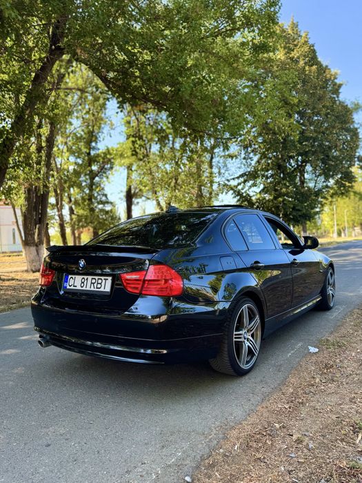 BMW E90 320d / Trapa / Navi / Piele