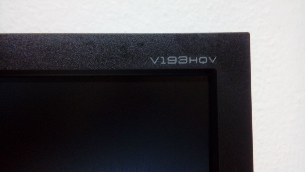 Монитор ACER V193HQV (19 диагональ)