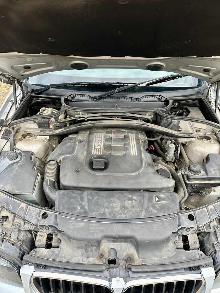 Dezmembrez / vând bmw x3 e 83 M pachet