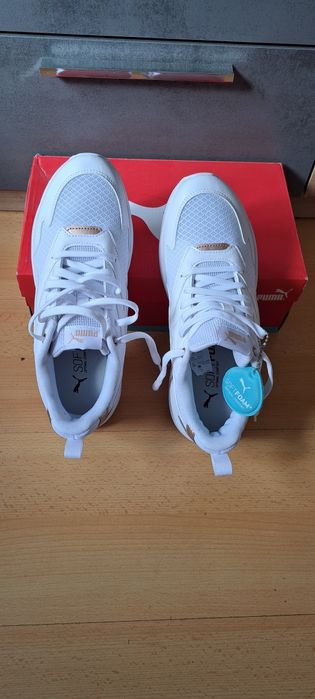 Бели маратонки на Puma