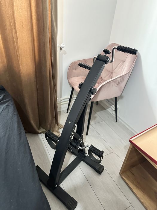 Bicicleta de casa pentru maini si picioare plus accesorii fitness