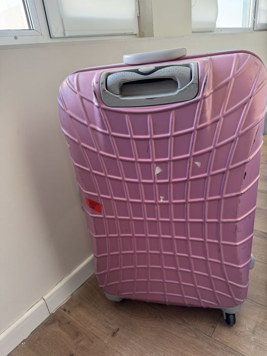 Большой чемодан 80 см высота