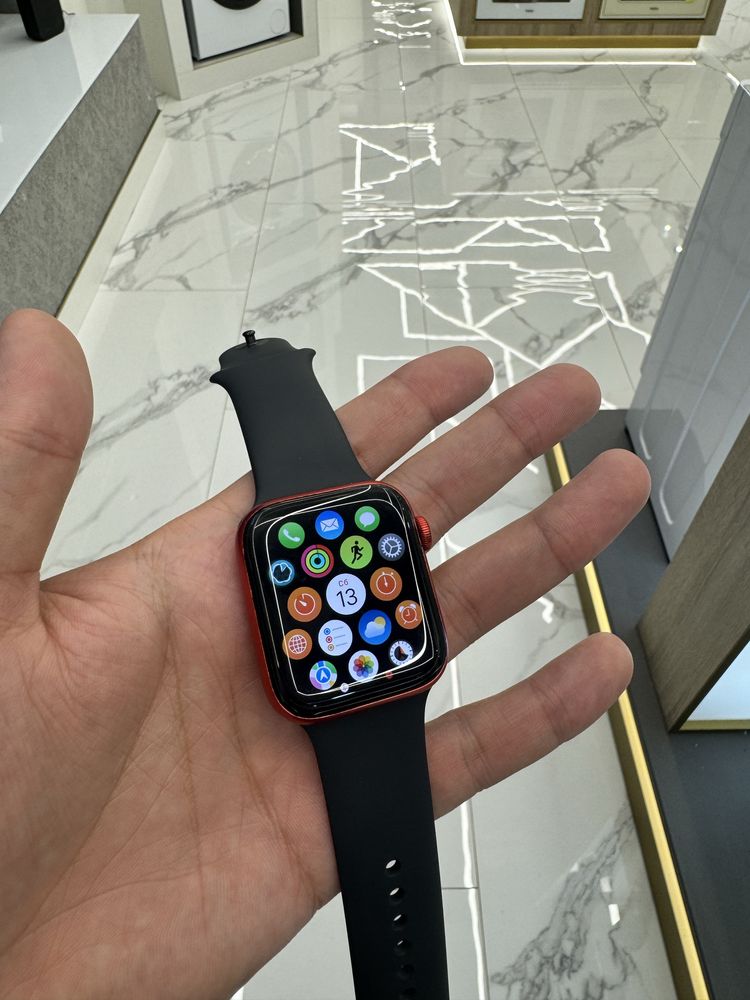 Apple watch 6/44 red 97%