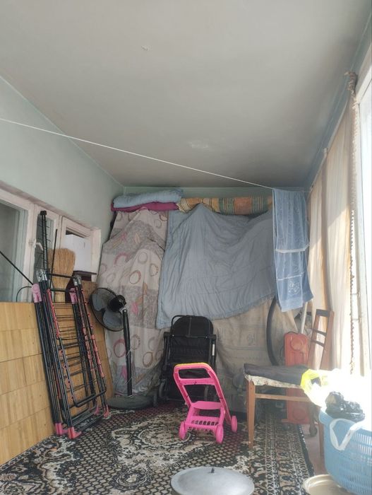 Юнусабад 14 4/4/5 балкон 2*6 без ремонт