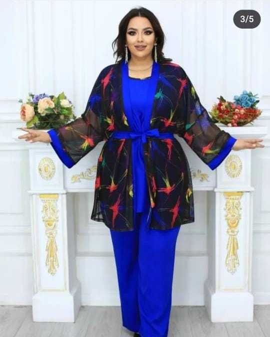 Тройка новое. Покупала за 15500