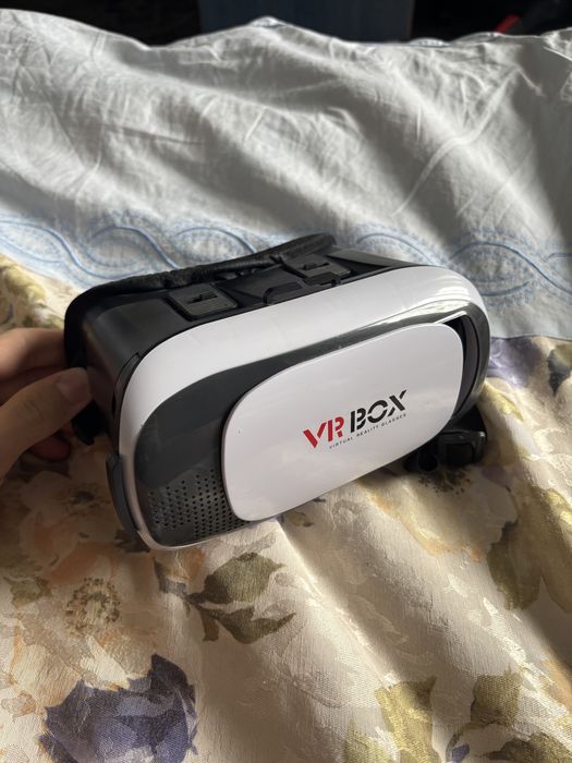 Ochelari vr aproape noi