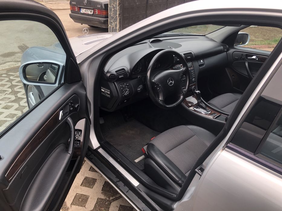 Мерцедес/Mercedes W203 S203 Салон