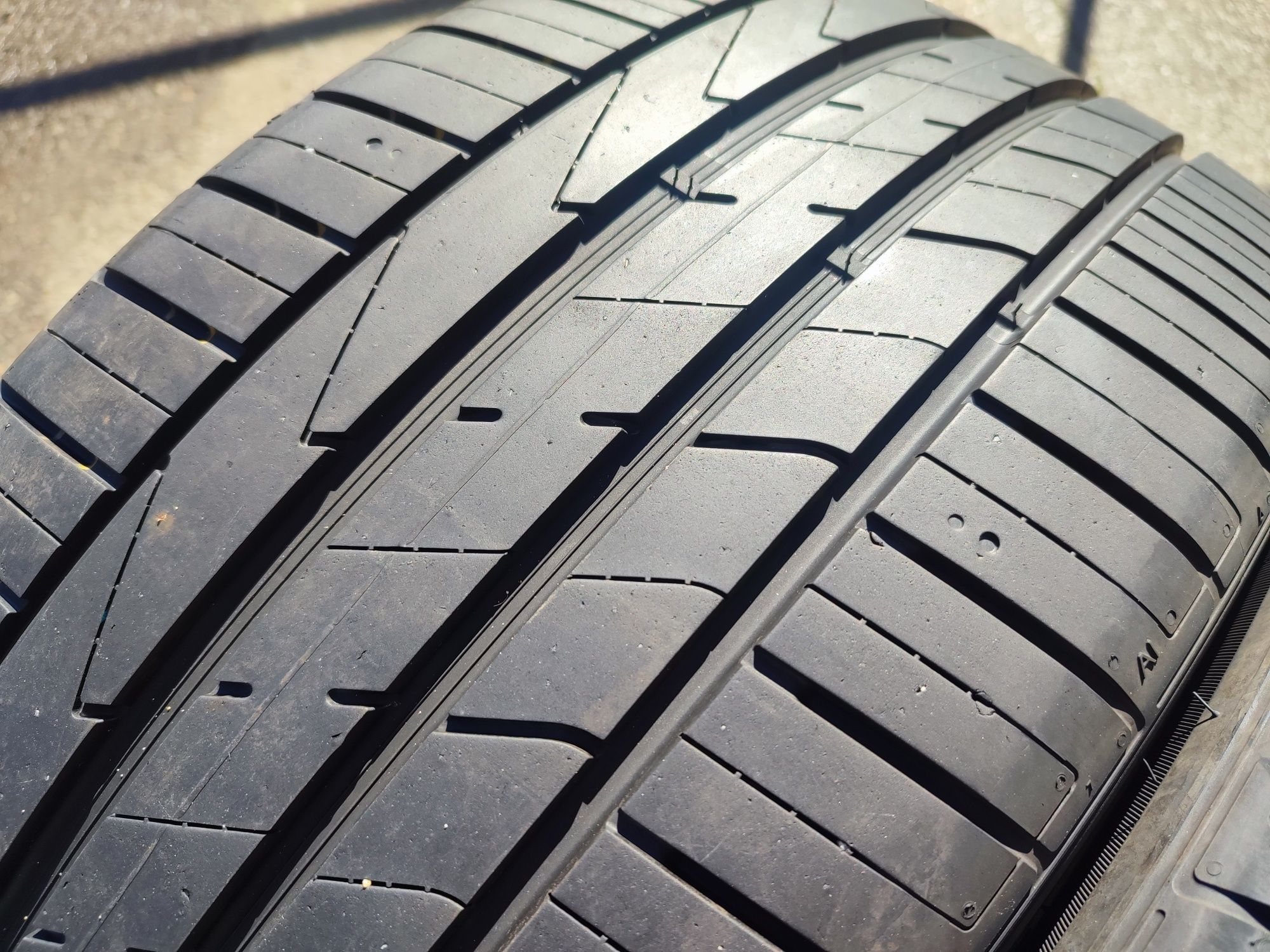 255/40/20" 4бр Hankook ventus s1 evo2 suv,dot1120,7mm