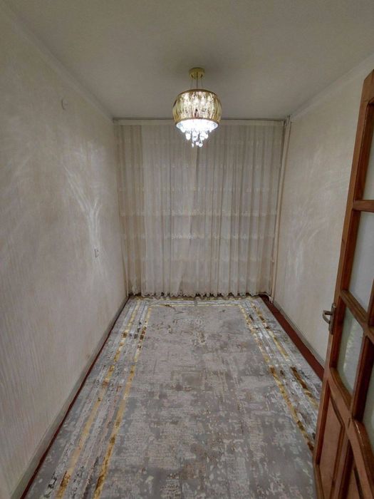 Chilonzor tumanida moljal Denov kafe yonida 3 xonali kvartira sotiladi