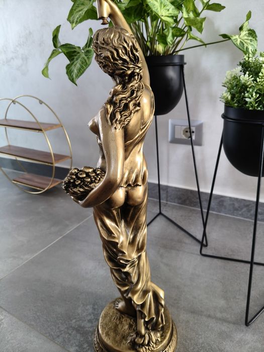 Statueta lemn acer