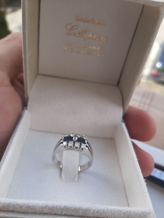 Inel din aur alb 18kt safire baghetă și diamante