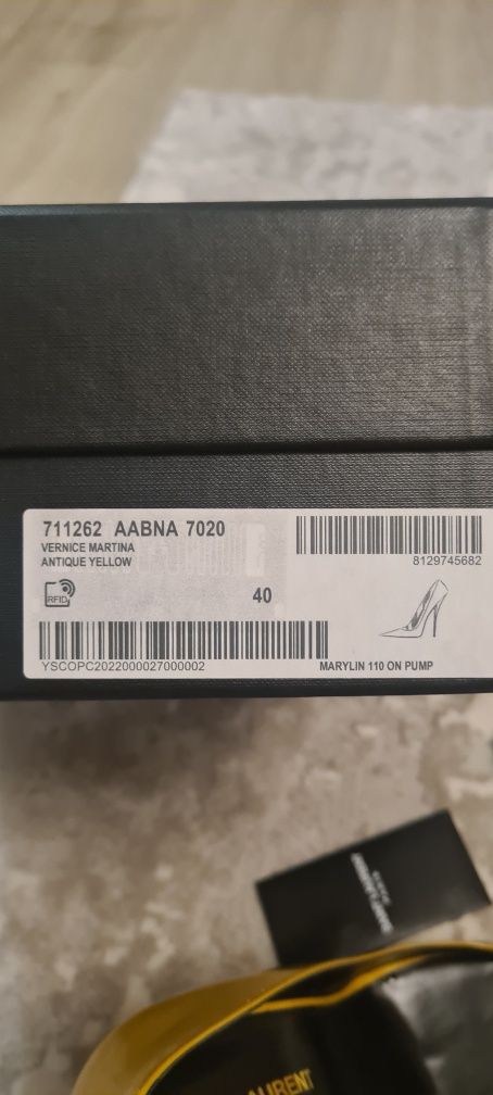 Pantofi dama eleganti Saint Laurent/ YSL