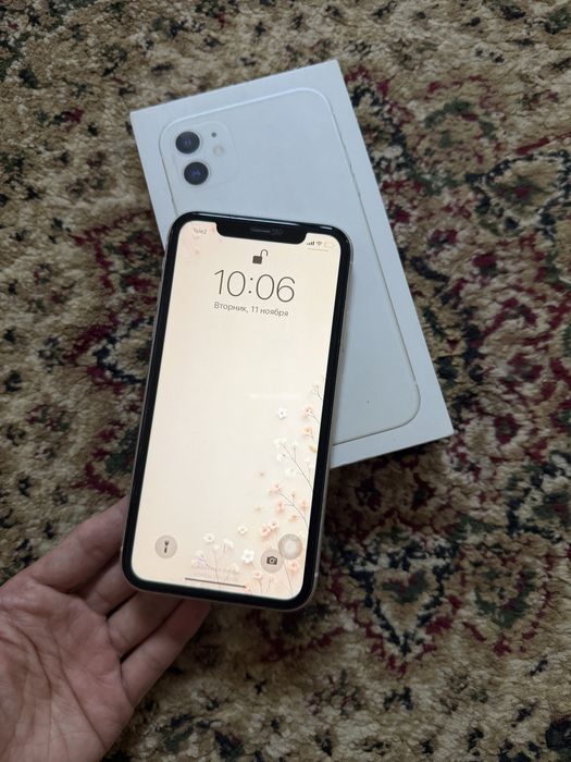 iphone 11/ в хорошем состояние