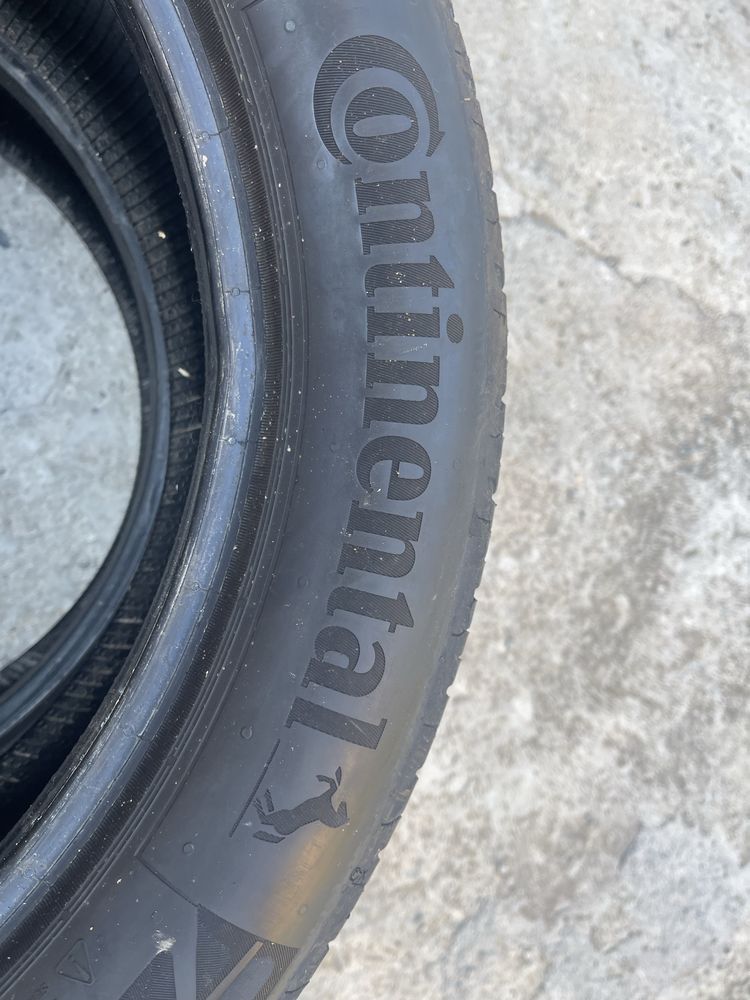 Летни гуми 2 бр. Continental и 2 бр. Hankook