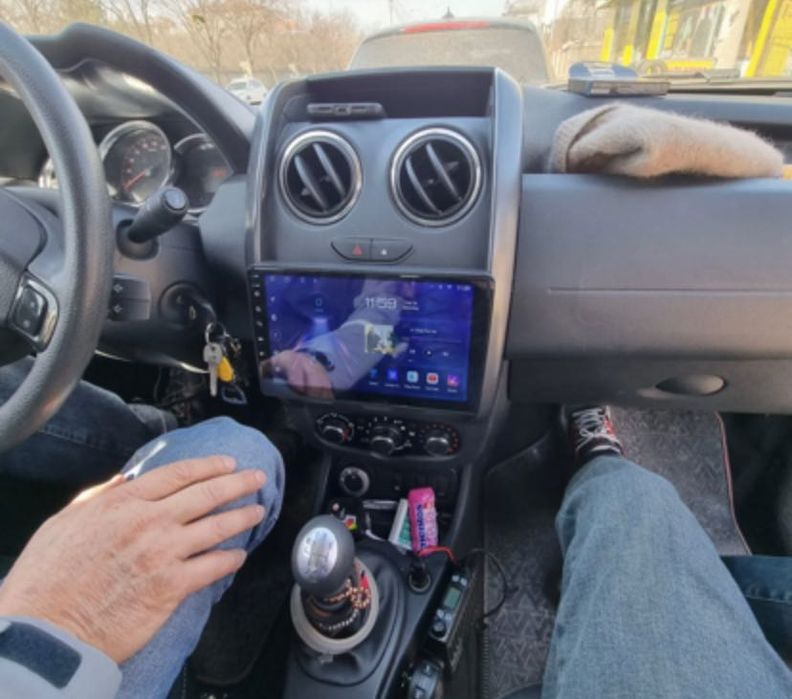 Navigatie Android Dacia Duster 2013-2018 Waze YouTube WiFi GPS USB