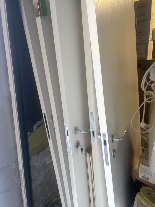 Интериорни врати