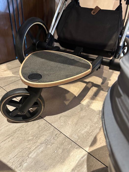 Cybex Priam KOI–пълен комплект 3в1(люлка.седалка.кошница.шаси и др.)