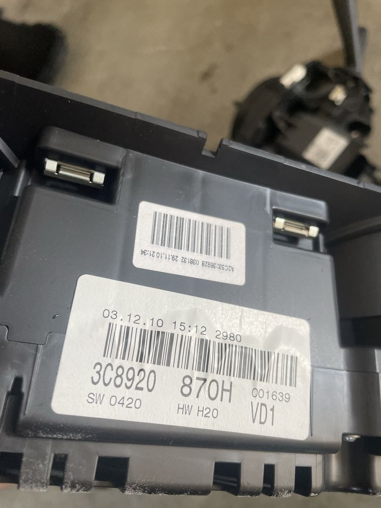 Ceasuri bord Volkswagen Passat CC b7 facelift europa maxidot color
