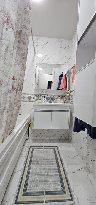 Юнусобод 10кв 2/3/5 Сотилади