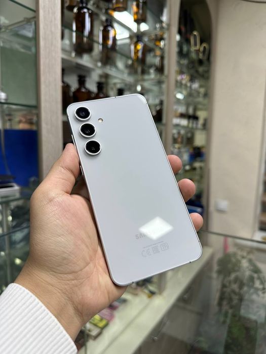 Samsung s24 fe 8/256Gb uzb boylab yetkazib beraman
