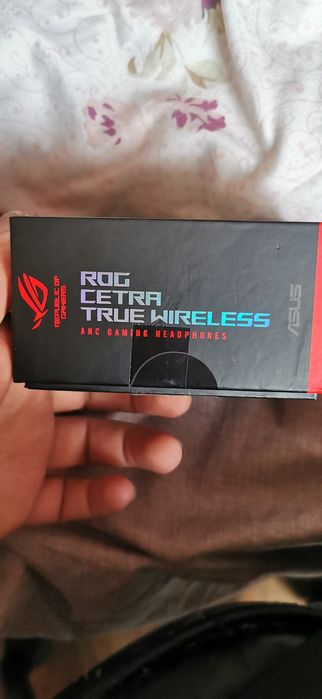 Asus Rog Centra True Wireless headphone