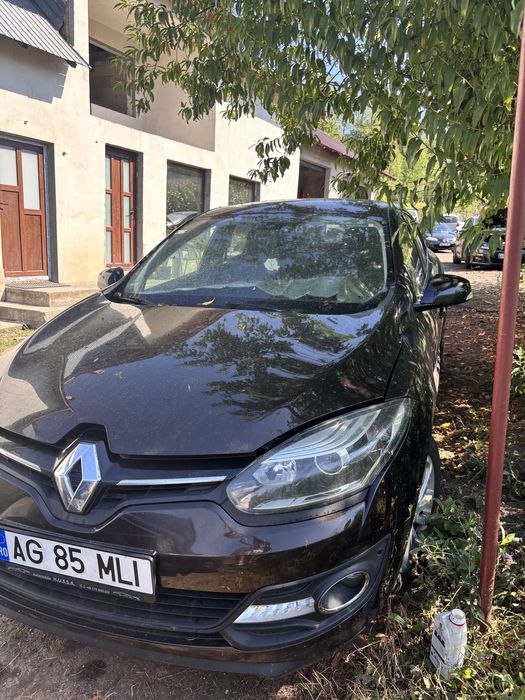 Reanult megane 3 FaceLift 2014 fara  motor