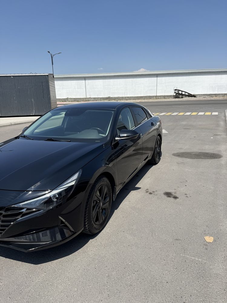 Elantra 2021 yil 2 pozitsa