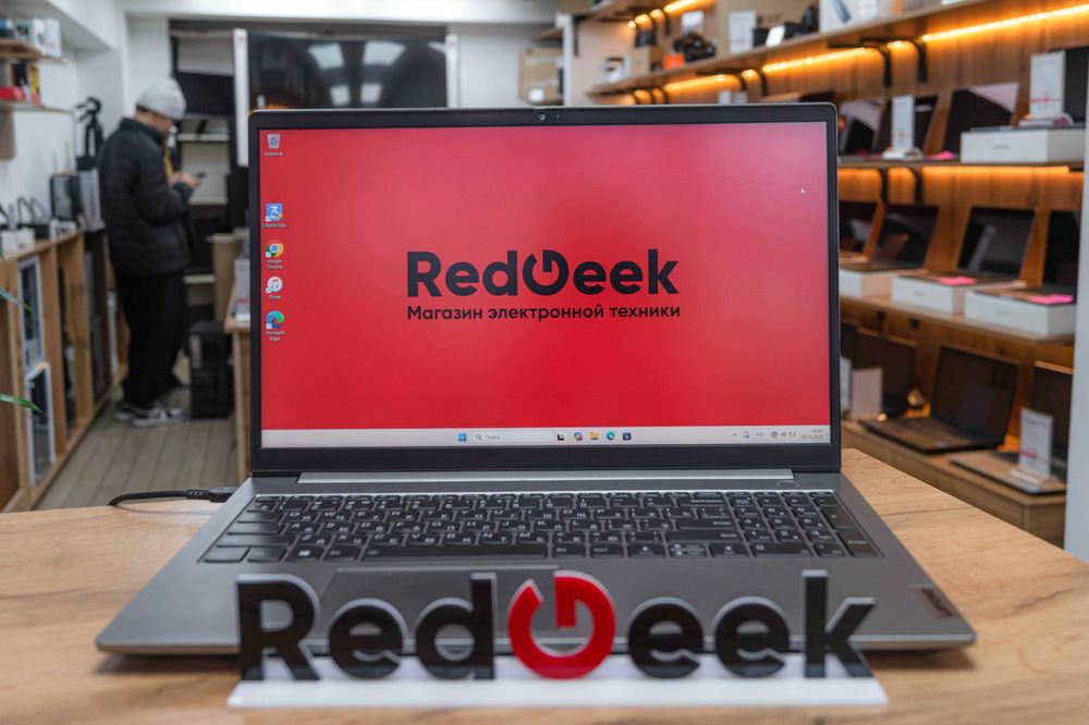 Lenovo ThinKBook 15 Ryzen 7 5700U Radeon Graphics SSD 512GB Red Geek