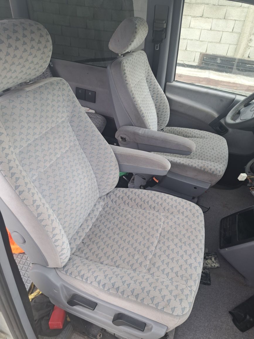 Мерцедес Вито W638 Mercedes Vito 2.3 TDI НА ЧАСТИ