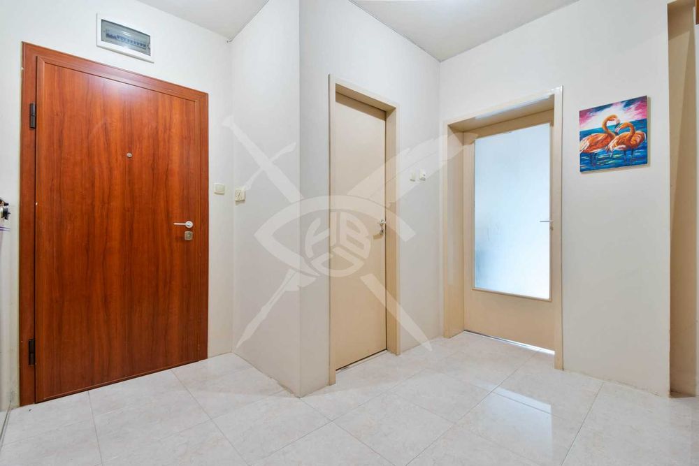 Тристаен апартамент в кв. Оборище № 91577