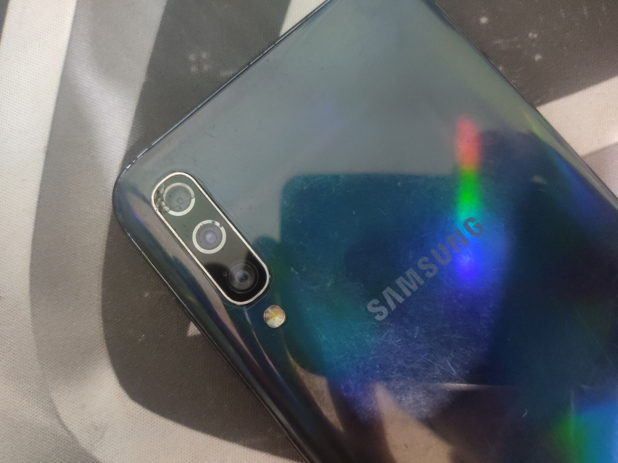Samsung a 50 4/64