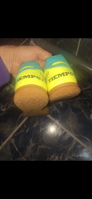 Adidași de fotbal Nike