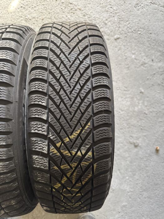 196/65/15 M+S , PIRELLI 2023 , Stare foarte buna !